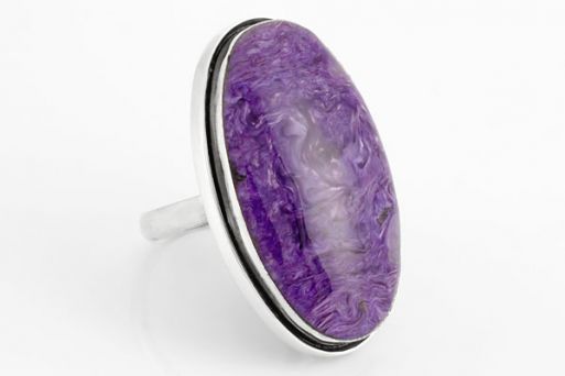 Серебряное кольцо с чароитом 61361 купить в магазине Самоцветы мира