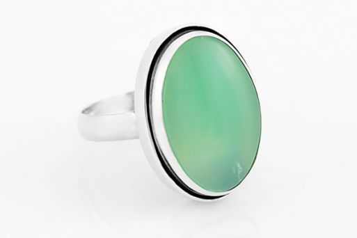 Серебряное кольцо с хризопразом 61395 купить в магазине Самоцветы мира