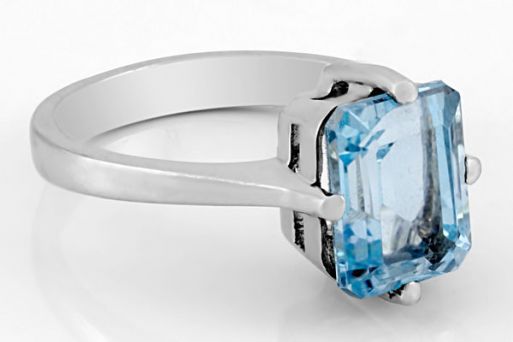 Серебряное кольцо с топазом 61768 купить в магазине Самоцветы мира
