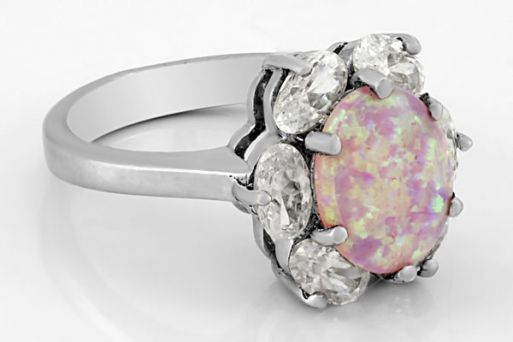Серебряное кольцо с опалом и фианитами 62075 купить в магазине Самоцветы мира