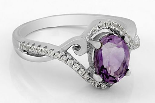 Серебряное кольцо с аметистом и фианитами 62084 купить в магазине Самоцветы мира