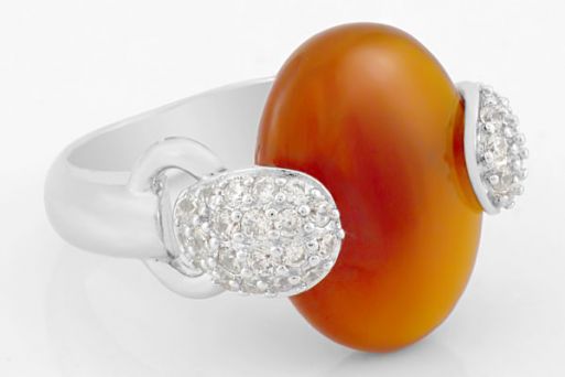 Серебряное кольцо с сердоликом и фианитами 62147 купить в магазине Самоцветы мира
