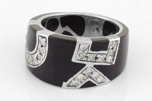 Серебряное кольцо с чёрным агатом 63143 купить в магазине Самоцветы мира