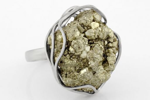 Мельхиоровое кольцо с пиртом 63264 купить в магазине Самоцветы мира