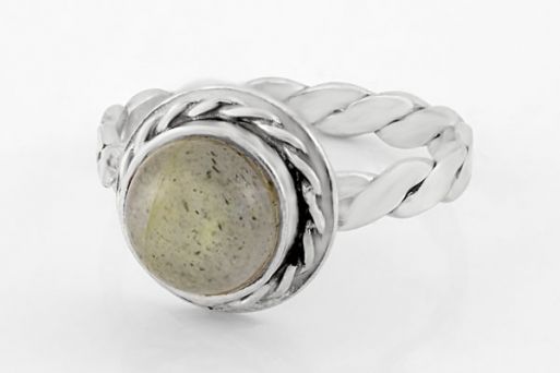 Серебряное кольцо с лабрадором 63658 купить в магазине Самоцветы мира