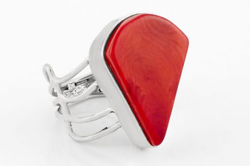 Серебряное кольцо с кораллом 63662 купить в магазине Самоцветы мира