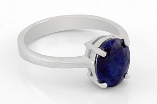Серебряное кольцо с сапфиром 63806 купить в магазине Самоцветы мира