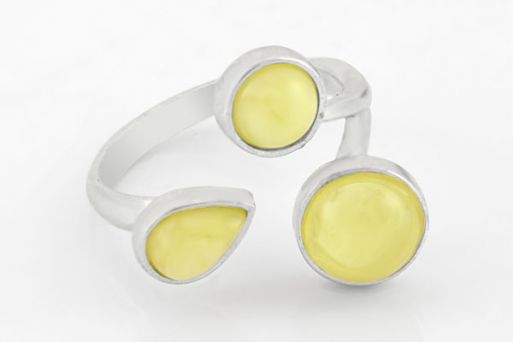 Мельхиоровое кольцо с янтарём 63950 купить в магазине Самоцветы мира