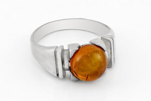 Серебряное кольцо с янтарём 63959 купить в магазине Самоцветы мира