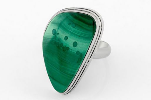 Мельхиоровое кольцо с малахитом 64084 купить в магазине Самоцветы мира
