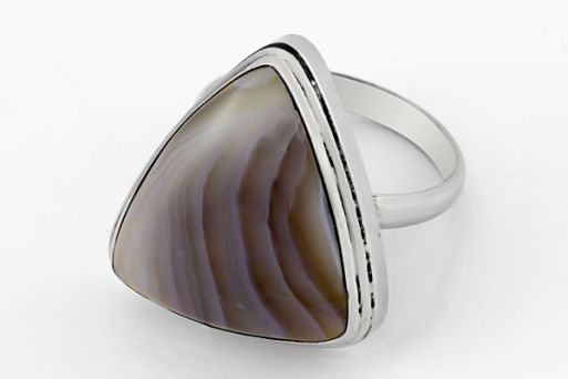 Мельхиоровое кольцо с агатом 64152 купить в магазине Самоцветы мира
