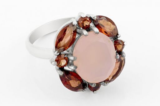 Серебряное кольцо с розовым кварцем 64158 купить в магазине Самоцветы мира