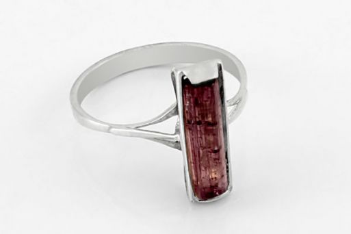 Серебряное кольцо с турмалином 64975 купить в магазине Самоцветы мира
