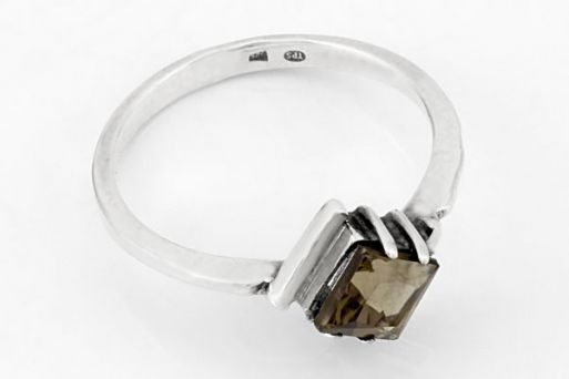 Серебряное кольцо с раухтопазом 65434 купить в магазине Самоцветы мира