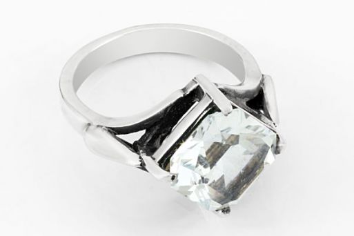 Серебряное кольцо с топазом 65446 купить в магазине Самоцветы мира