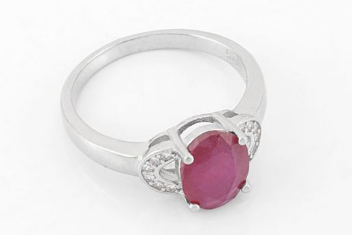 Серебряное кольцо с рубином 67021 купить в магазине Самоцветы мира