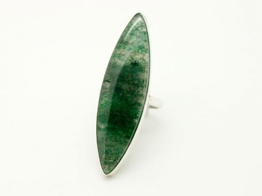 Серебряное кольцо с натуральным зелёным авантюрином 9380 купить в магазине Самоцветы мира