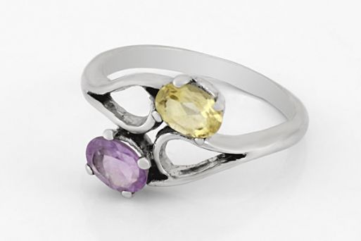 Серебряное кольцо с аметистом 9459 купить в магазине Самоцветы мира