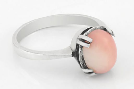 Серебряное кольцо с кораллом 25871 купить в магазине Самоцветы мира