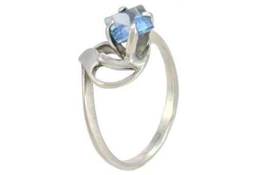 Серебряное кольцо с топазом 27270 купить в магазине Самоцветы мира