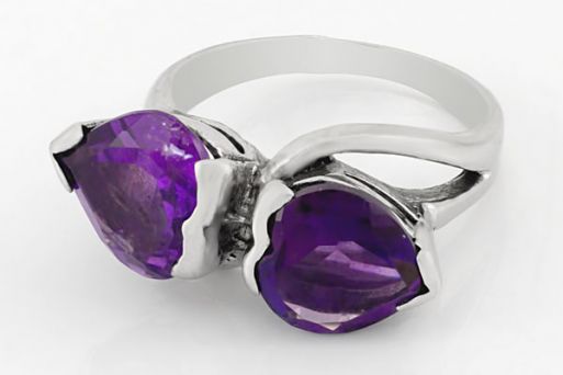 Серебряное кольцо с аметистом 32996 купить в магазине Самоцветы мира