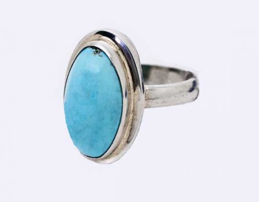 Серебряное кольцо с бирюзой 36566 купить в магазине Самоцветы мира