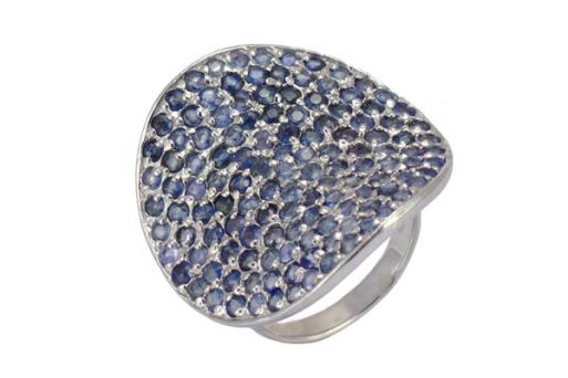 Серебряное кольцо с сапфиром 42937 купить в магазине Самоцветы мира