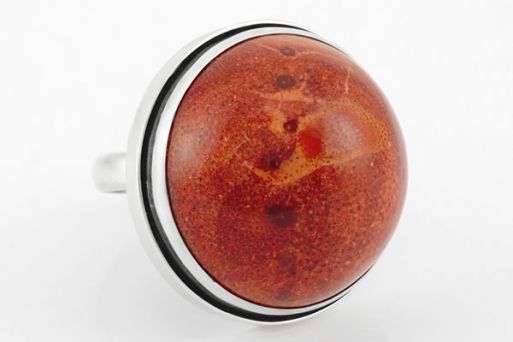 Серебряное кольцо с кораллом 46061 купить в магазине Самоцветы мира
