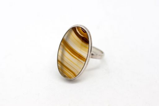 Серебряное кольцо с природным агатом 49396 купить в магазине Самоцветы мира