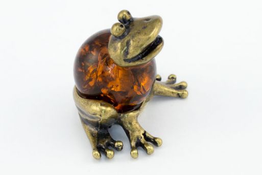 Сувенир янтарь лягушка квакушка 107 ― Самоцветы мира
