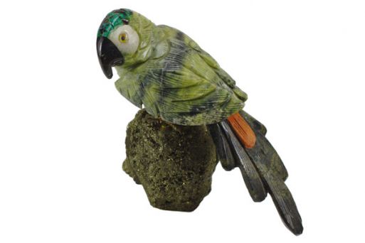 Фигурка Попугай из зеленого офиокальцита.