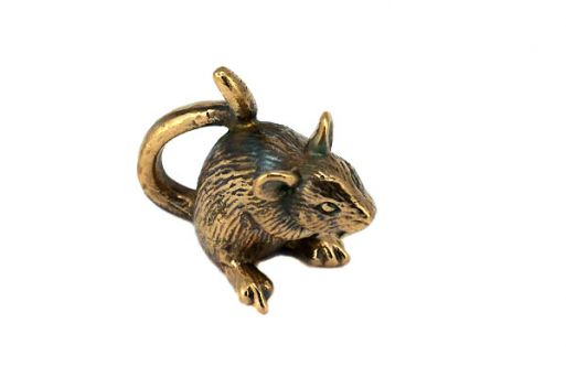 Фигурка из бронзы Крыса с хвостом