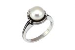 Кольцо из серебра с жемчугом белым Цветок шар 8 мм 55091
