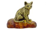 Фигурка бронзовая на янтаре Кошка