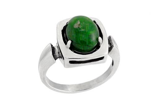 Серебряное кольцо с хромдиопсидом 60735 купить в магазине Самоцветы мира