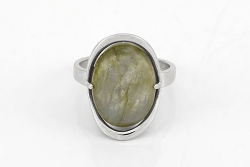 Серебряное кольцо с лабрадором 61026 купить в магазине Самоцветы мира
