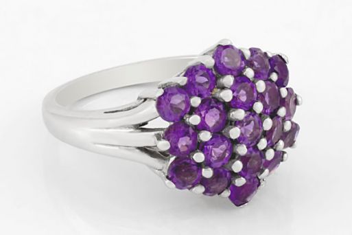 Серебряное кольцо с аметистом 62646 купить в магазине Самоцветы мира
