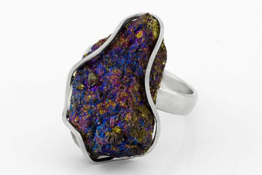 Мельхиоровое кольцо с халькопиртом 63257 купить в магазине Самоцветы мира