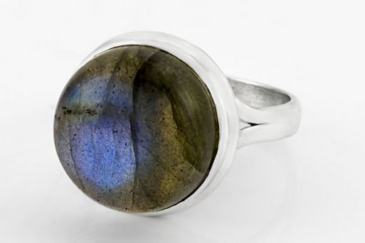 Серебряное кольцо с лабрадором 63392 купить в магазине Самоцветы мира