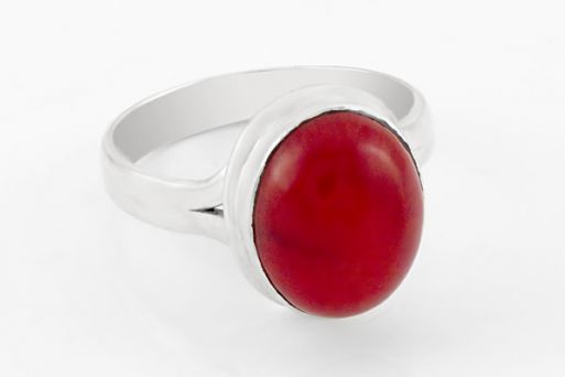 Серебряное кольцо с кораллом 63701 купить в магазине Самоцветы мира