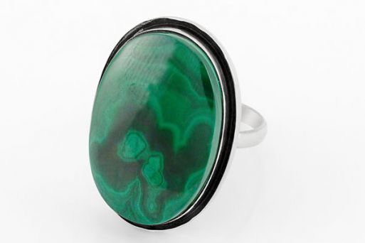 Мельхиоровое кольцо с малахитом 64106 купить в магазине Самоцветы мира