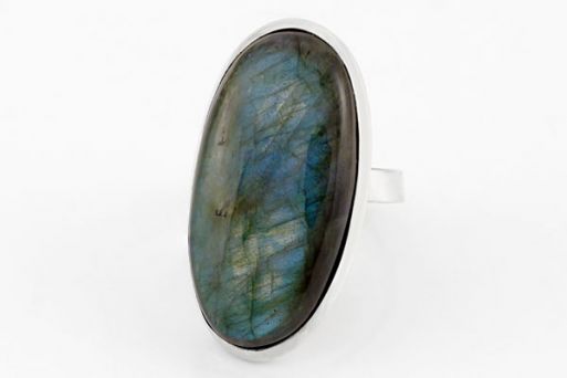 Серебряное кольцо с лабрадором 65061 купить в магазине Самоцветы мира