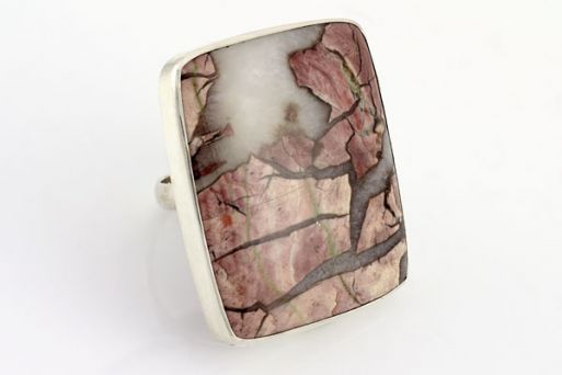 Серебряное кольцо с яшмой 65109 купить в магазине Самоцветы мира